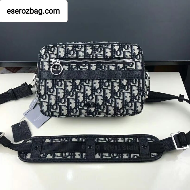 Safari Messenger Bag